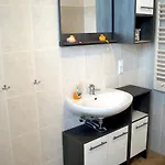 24 Modern & Gemuetlich *