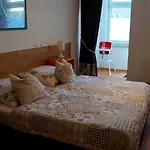 24 Modern & Gemuetlich *