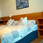 24 Modern & Gemuetlich Appartement *