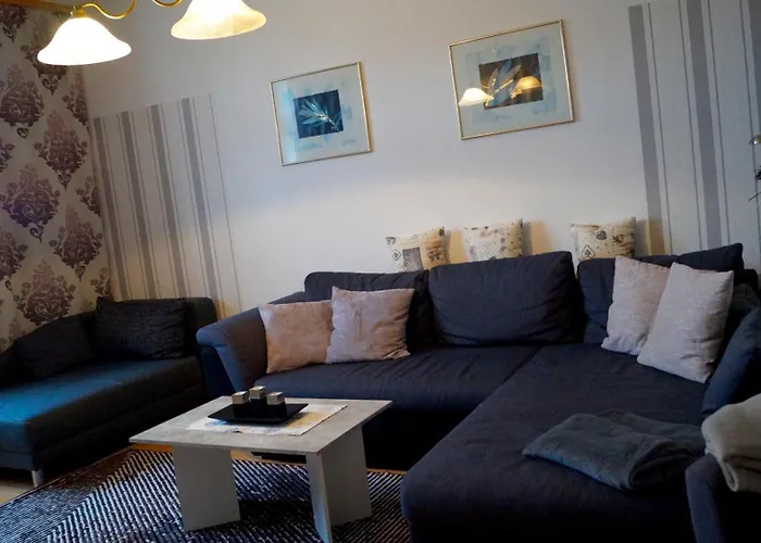 24 Modern & Gemuetlich Daire *