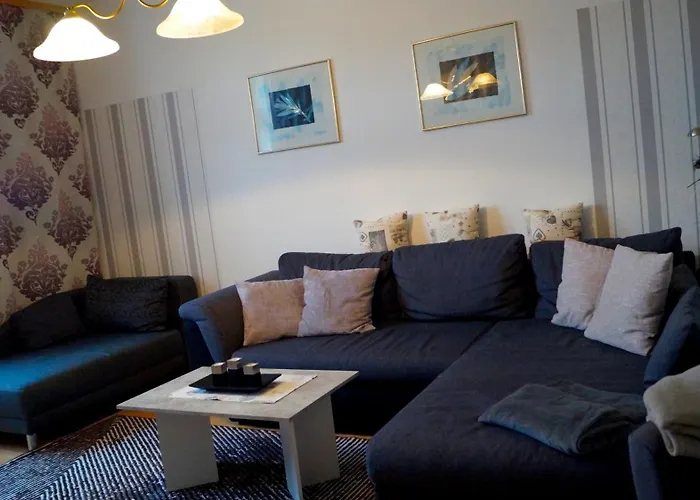 24 Modern & Gemuetlich Daire *